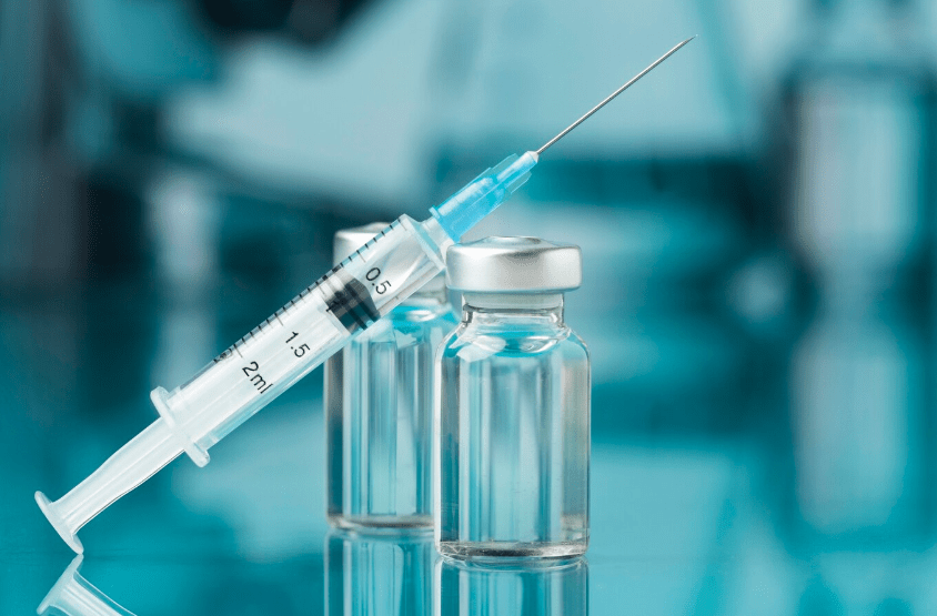 seringue-et-flacon-vaccin